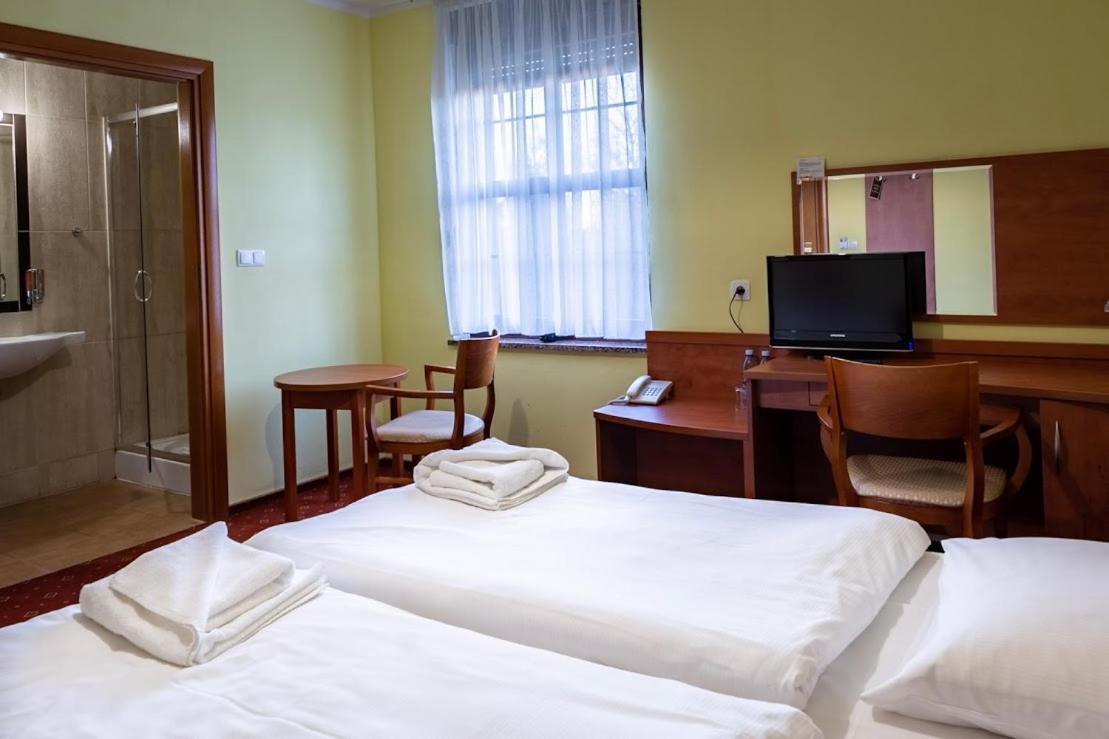 Hotel Bastion Kostrzyn nad Odra Exterior photo